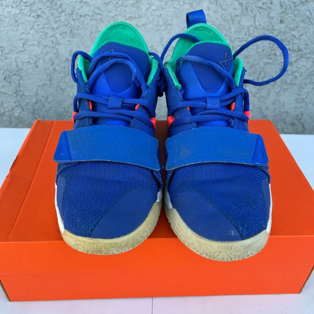 Nike PG-1 Basketball Sneakers - Picture 2 of 6